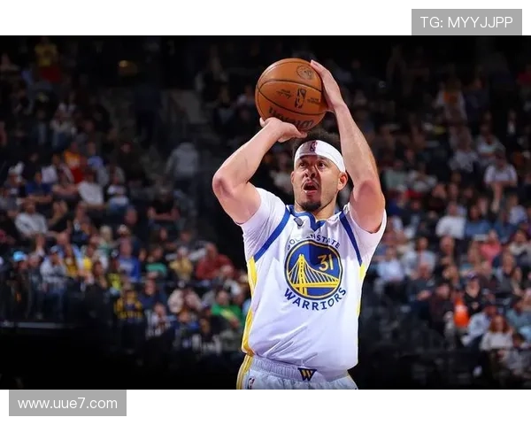 申京带队大胜勇士 四大首发爆发库里复出空砍